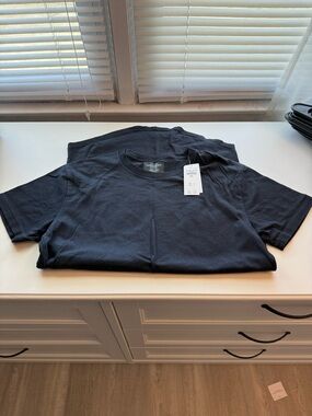 Hollister long line tshirt